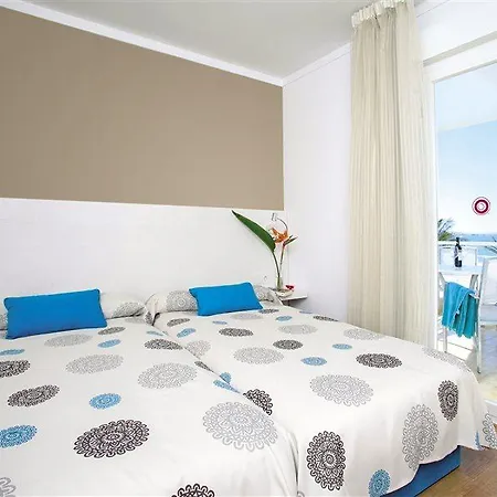 Aparthotel Bellamar 3*